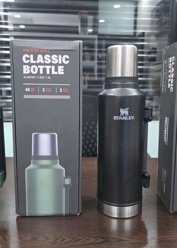 Stanley Classic Siyah Termos Şişe 1.9l