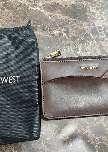 Nine West Kahverengi Deri Fermuarlı Cüzdan