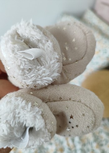 Kız Çocuk Beyaz Nakışlı Sıcak Ev Terliği - Görsel 4