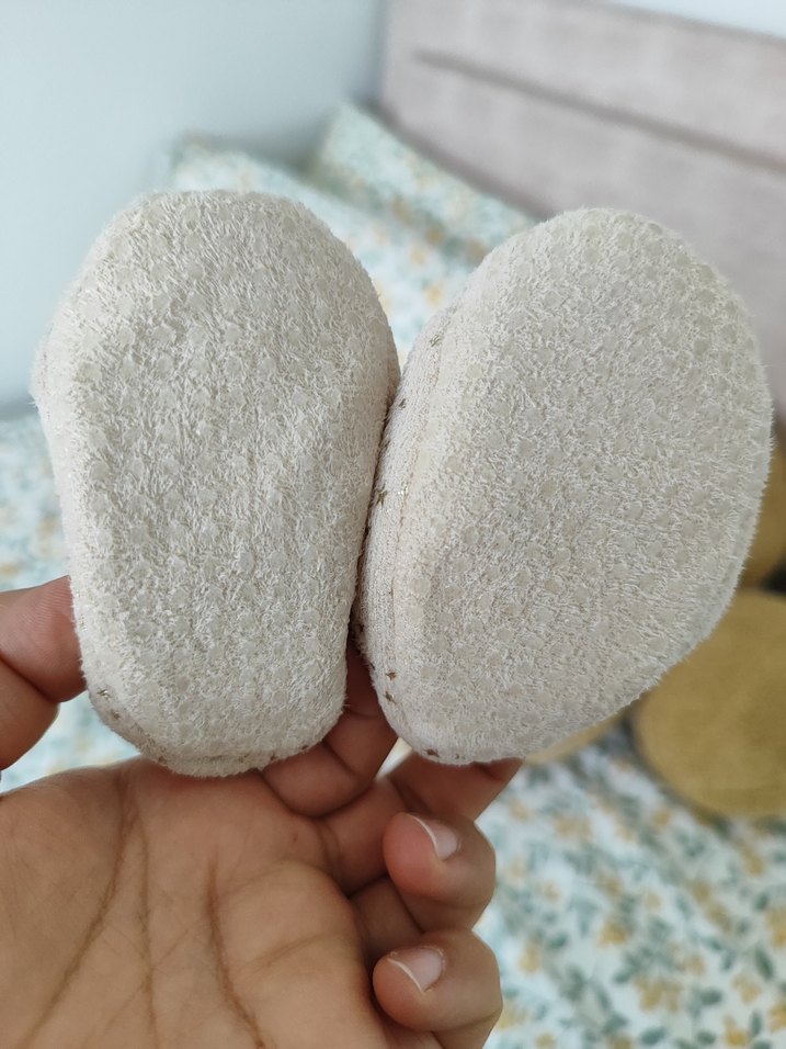 Kız Çocuk Beyaz Nakışlı Sıcak Ev Terliği - Görsel 3