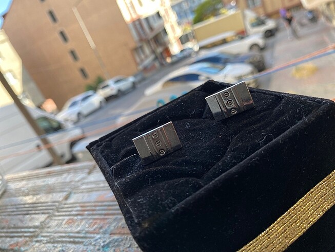 Diğer Kol düğmesi
