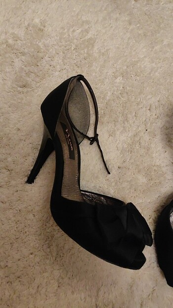 38 Beden siyah Renk Saten topuklu ayakkabı