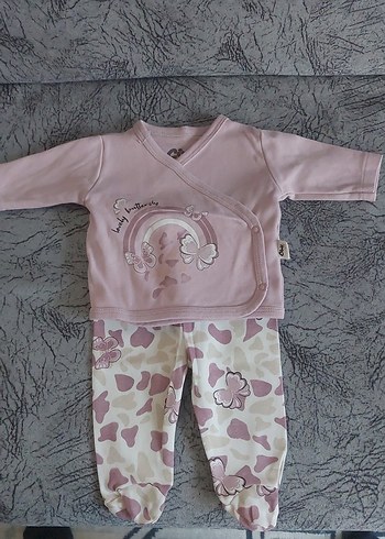 Pembe Dantel Detaylı Kız Bebek Takımı