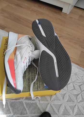 Beyaz Erkek Koşu ve Antrenman Ayakkabısı Velcro - Görsel 5