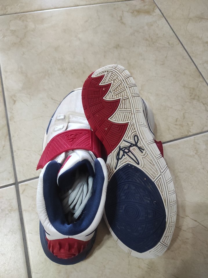 Nike Beyaz Basketbol Ayakkabısı Velcro Bantlı - Görsel 3