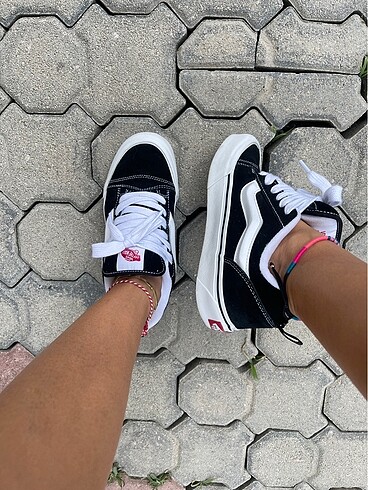 Vans Knu Skool