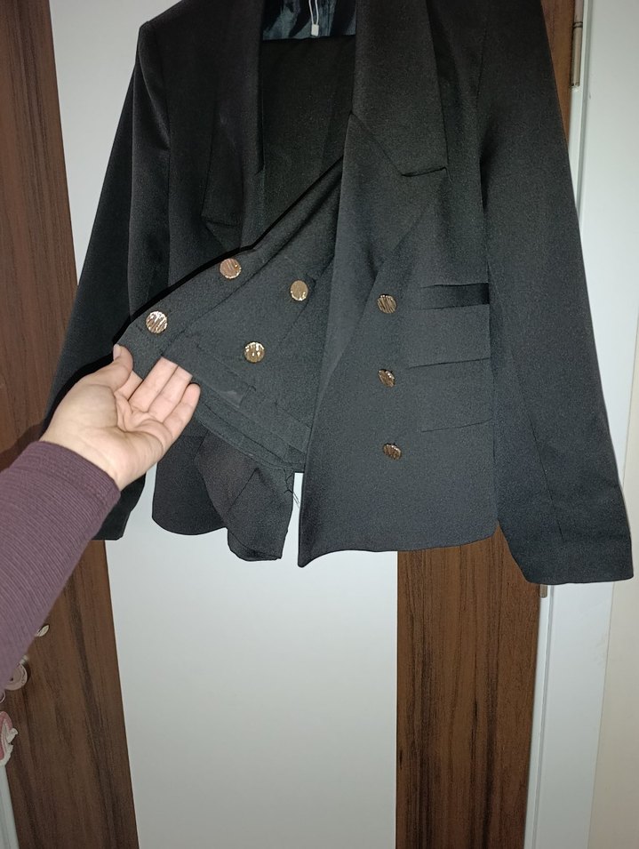 Düğmeli Siyah Kadın Blazer Ceket ve pantolon takim - Görsel 2