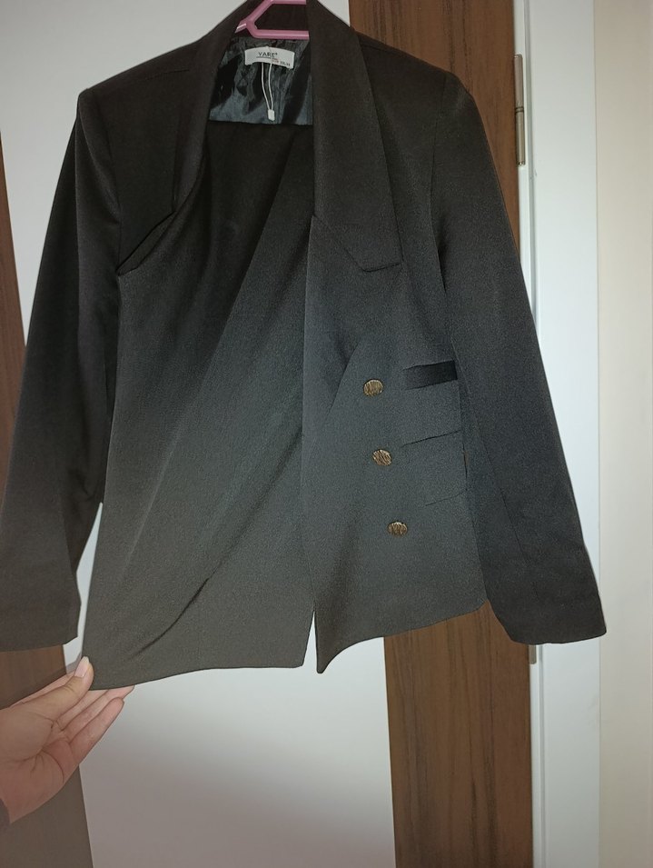 Düğmeli Siyah Kadın Blazer Ceket ve pantolon takim - Görsel 3