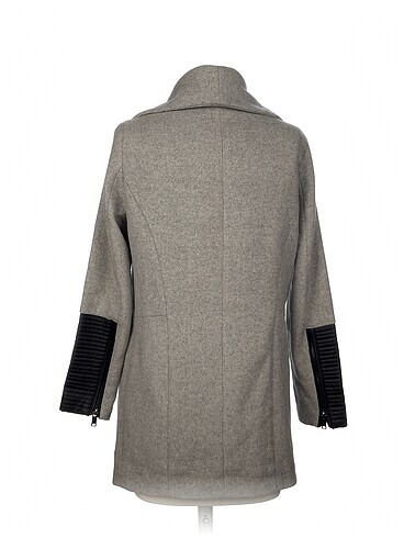 s Beden Bershka Mont %70 İndirimli.
