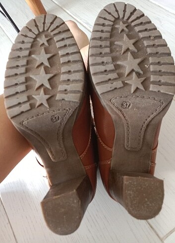 Deichmann Graceland Taba Bot