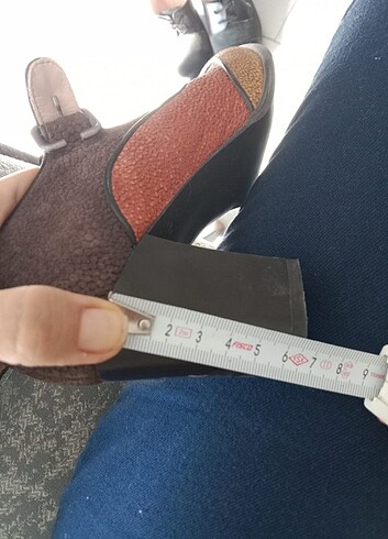 Diğer Derins marka gerçek deri topuklu ayakkabı 