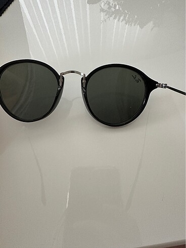 Beden Ray-Ban güneş gözlüğü