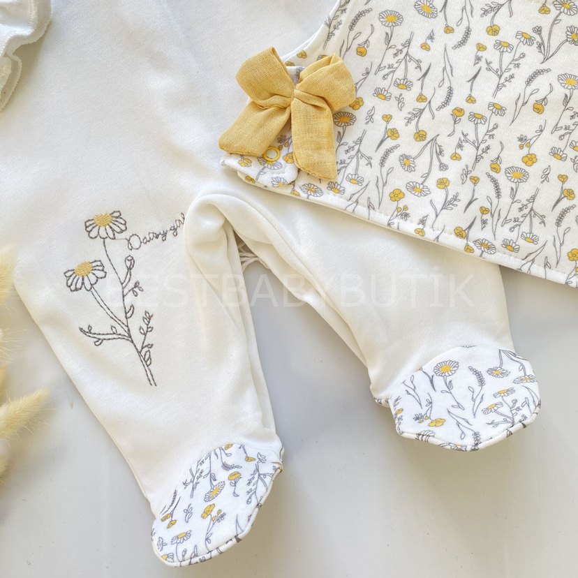 Süveterli Beyaz Bebek Tulum - Görsel 2