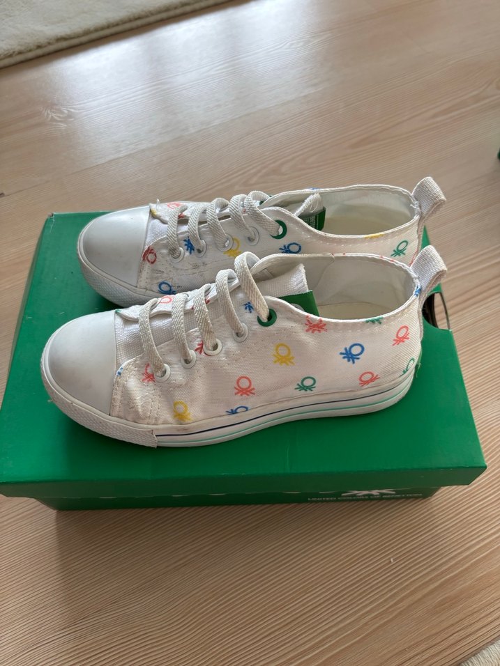 Kız Çocuk Beyaz Baskılı Spor Ayakkabı - Görsel 2