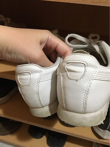 38 Beden beyaz Renk Puma Roma Basic