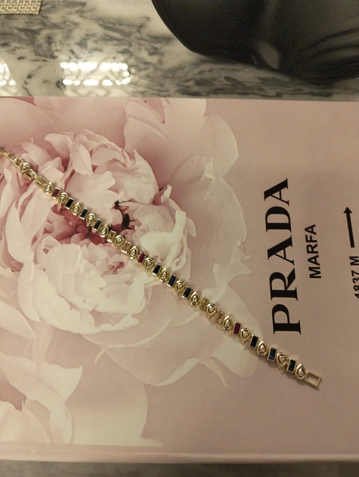 Zincir Detaylı Altın Renkli Kadın Bileklik - Görsel 2