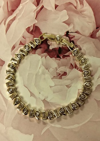 Zincir Detaylı Parlak Altın Bileklik - Görsel 6