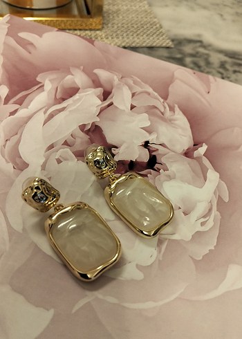 Altın Renkli Midi Kadın Küpe - Görsel 5