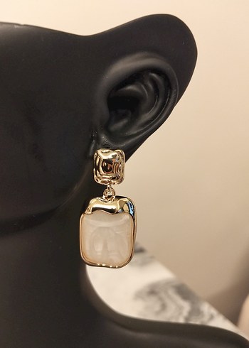 Altın Renkli Midi Kadın Küpe - Görsel 2