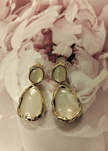 Şeffaf Bej Mini Küpeler - Görsel 6