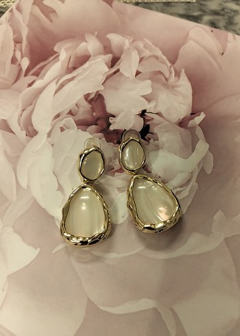 Şeffaf Bej Mini Küpeler - Görsel 7