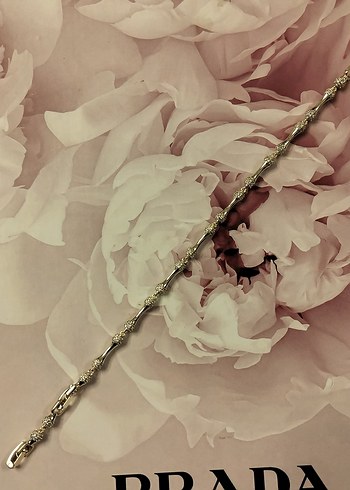 Parlak Altın Boncuklu Kadın Bileklik - Görsel 4