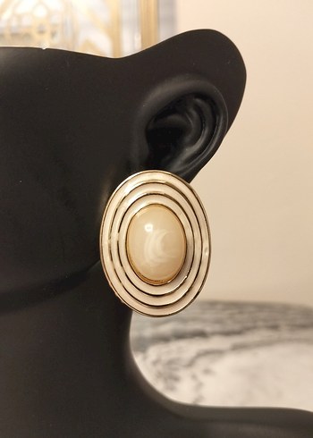 Bej Mini Düğmeli Kadın Küpe - Görsel 2