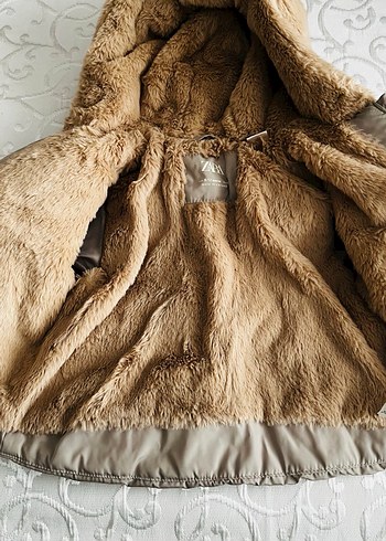 Kürklü Kapüşonlu Erkek Çocuk Mont - Görsel 2