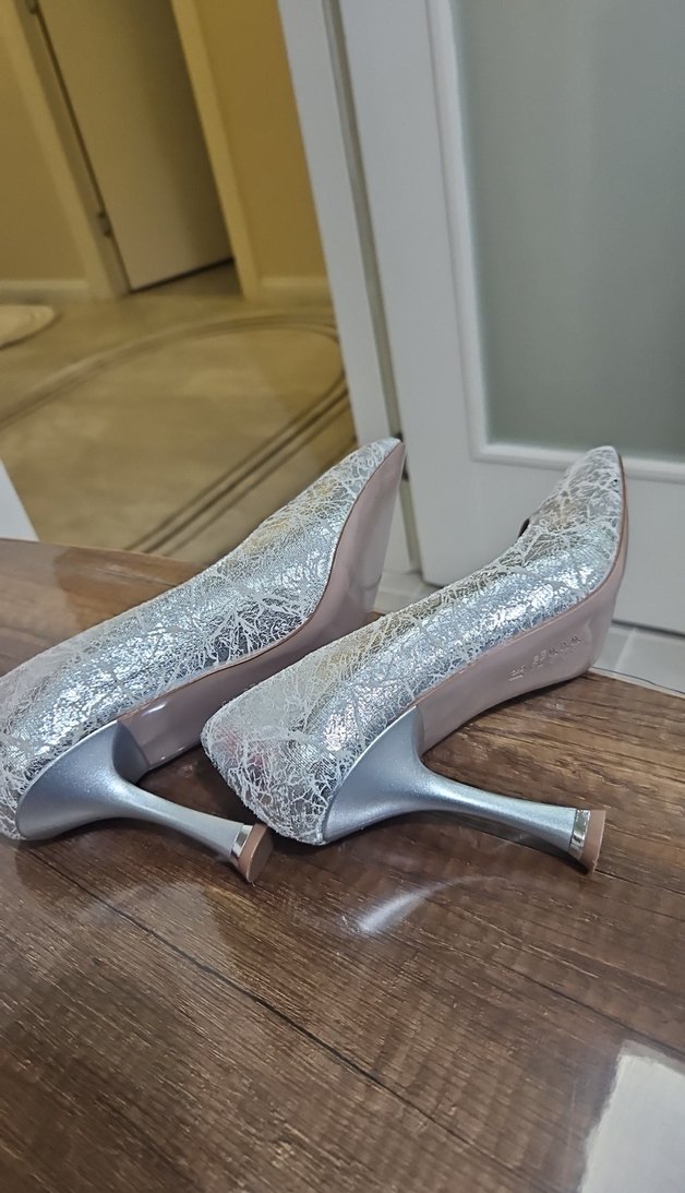 Dantel Detaylı Beyaz Yılan Desenli Stiletto - Görsel 4