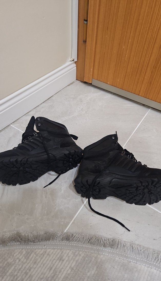 Siyah Bağcıklı Erkek Goth Bot - Görsel 5