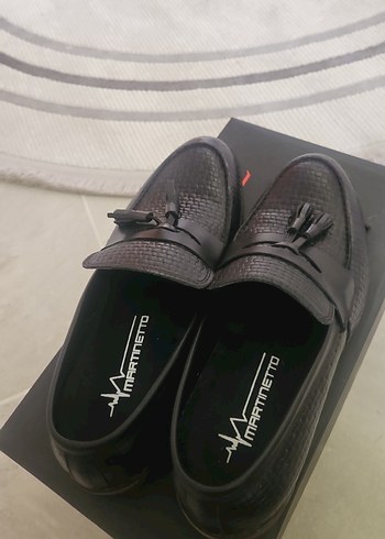 Siyah Yılan Derisi Desenli Püsküllü Klasik Erkek Ayakkabı - Görsel 2