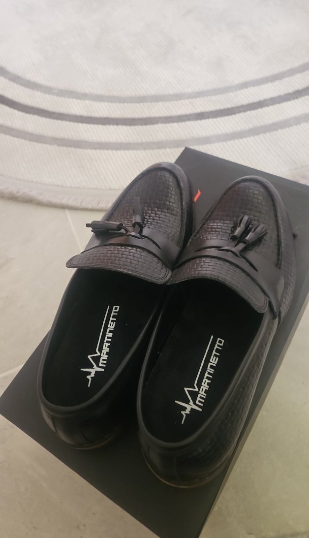 Siyah Yılan Derisi Desenli Püsküllü Klasik Erkek Ayakkabı - Görsel 2