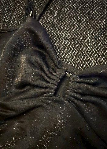 Siyah Simli Pilili İnce Askılı bluz - Görsel 3