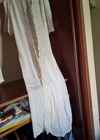 izon 1 Dantel İşlemeli Uzun Bohem Sabahlık,Mayo üzerine - Görsel 4