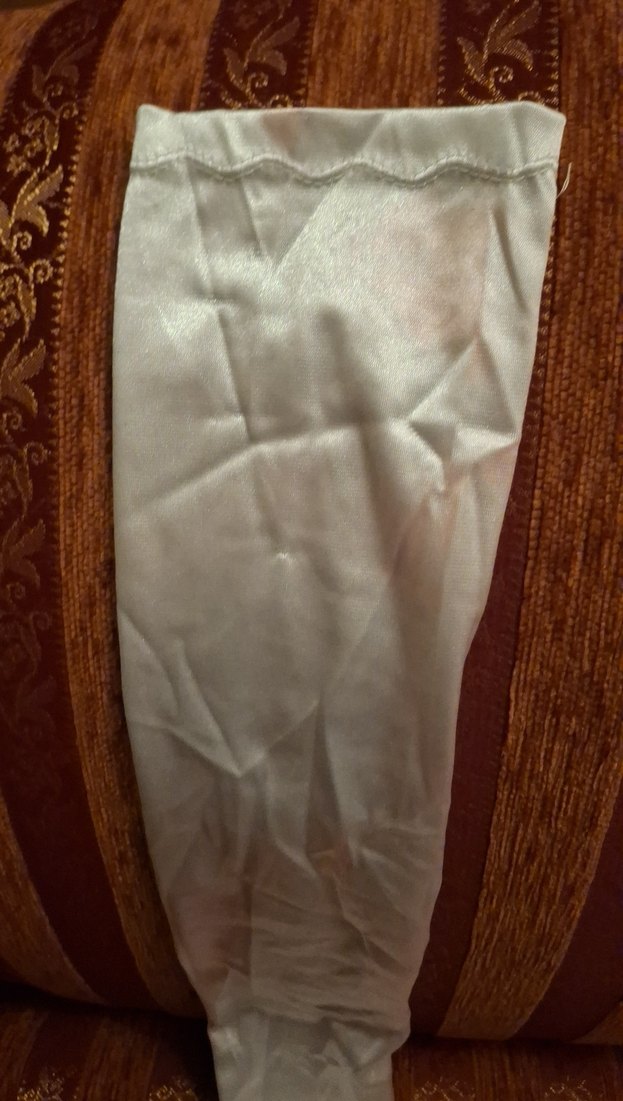 Beyaz Parlak Drapeli Kadın Eldiveni.Tek - Görsel 2