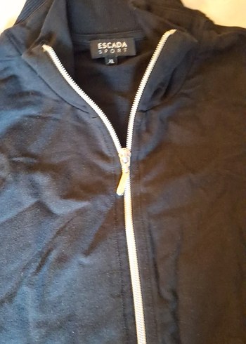 Escada Sport xl siyah üst - Görsel 4