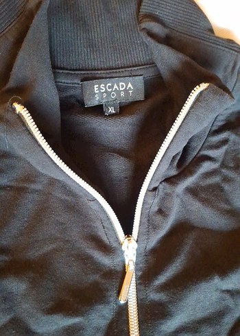 Escada Sport xl siyah üst - Görsel 3