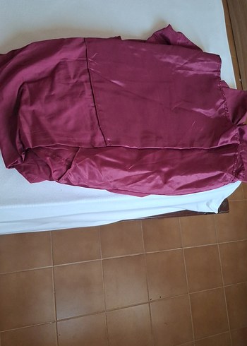 Begonvıl Parlak Yatak Örtüsü .2 Adettır.