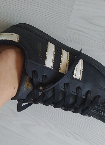 37 Beden Adidas Spor ayakkabı