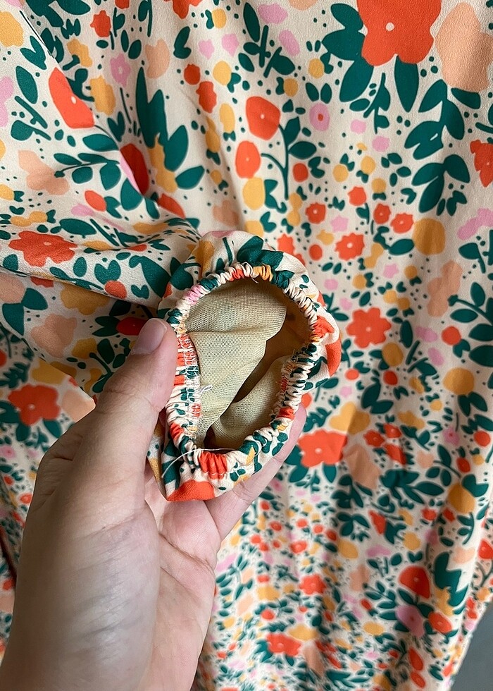 Trendyol modest çiçekli elbise - Görsel 2