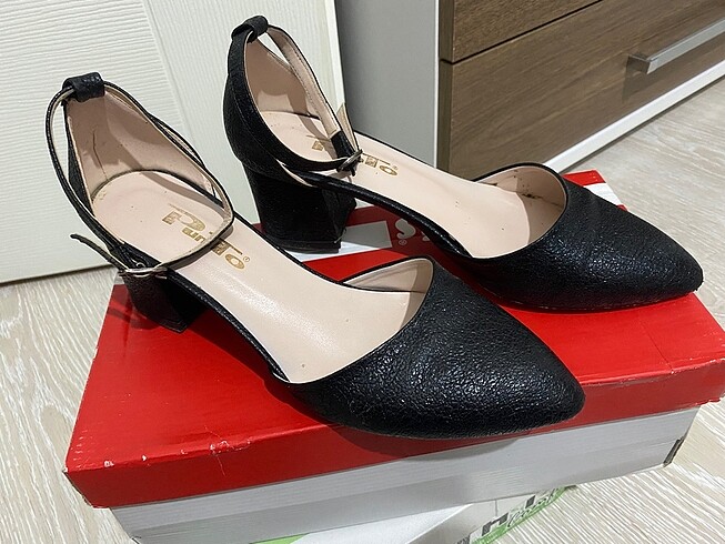 38 Beden siyah Renk Kadın topuklu ayakkabı