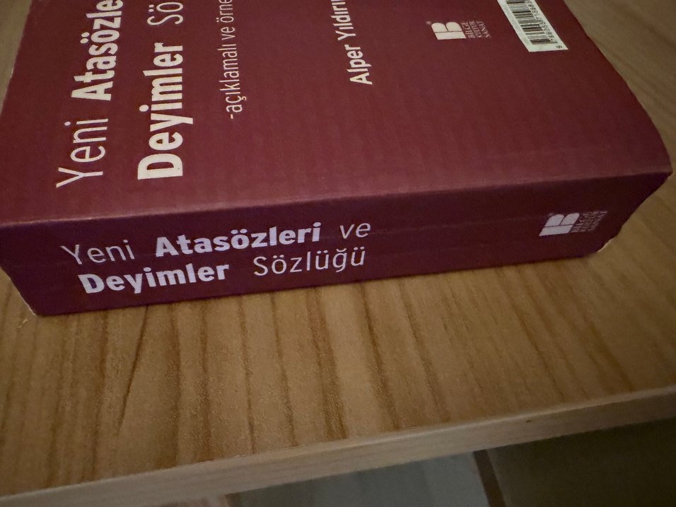 Yeni Atasözleri ve Deyimler Sözlüğü - Alper Yıldırım - Görsel 2