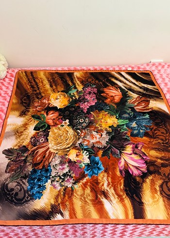 Strems İpek Eşarp - Görsel 3