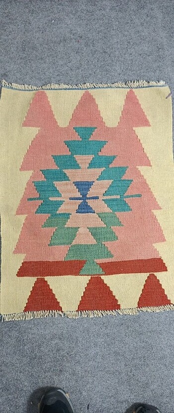 El dokuma kilim 