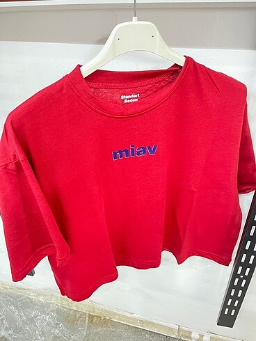Miav crop