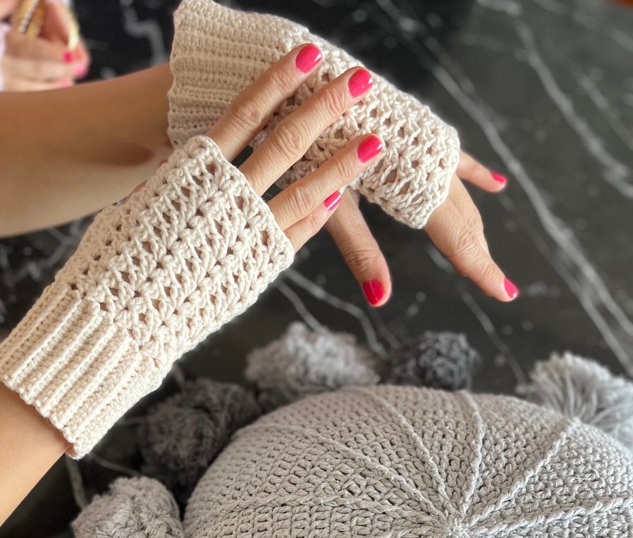 Krem Dantel Detaylı Bohem Örgü Eldiven - Görsel 2