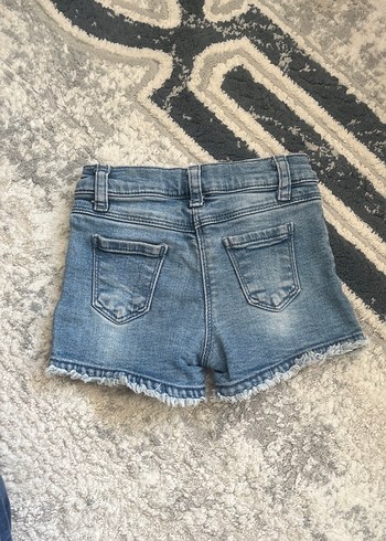 Nakışlı Kadın Kot Şort - Görsel 2