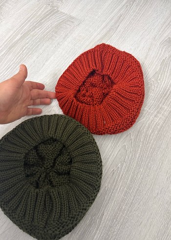 Kadın Renkli Örgü Bere Seti - Görsel 3