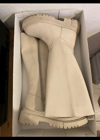 Beyaz Deri Kadın Dizüstü Botlar - Görsel 3