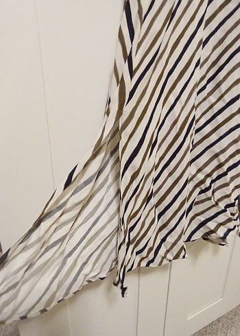 Bej Zebra Desenli Uzun Keten Elbise - Görsel 4